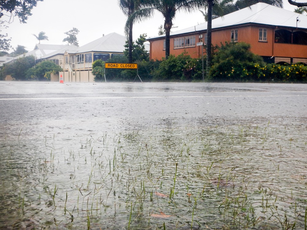 HELPFUL TIPS FOR HELPING RESTORE YOUR LAWN AFTER FLOODING